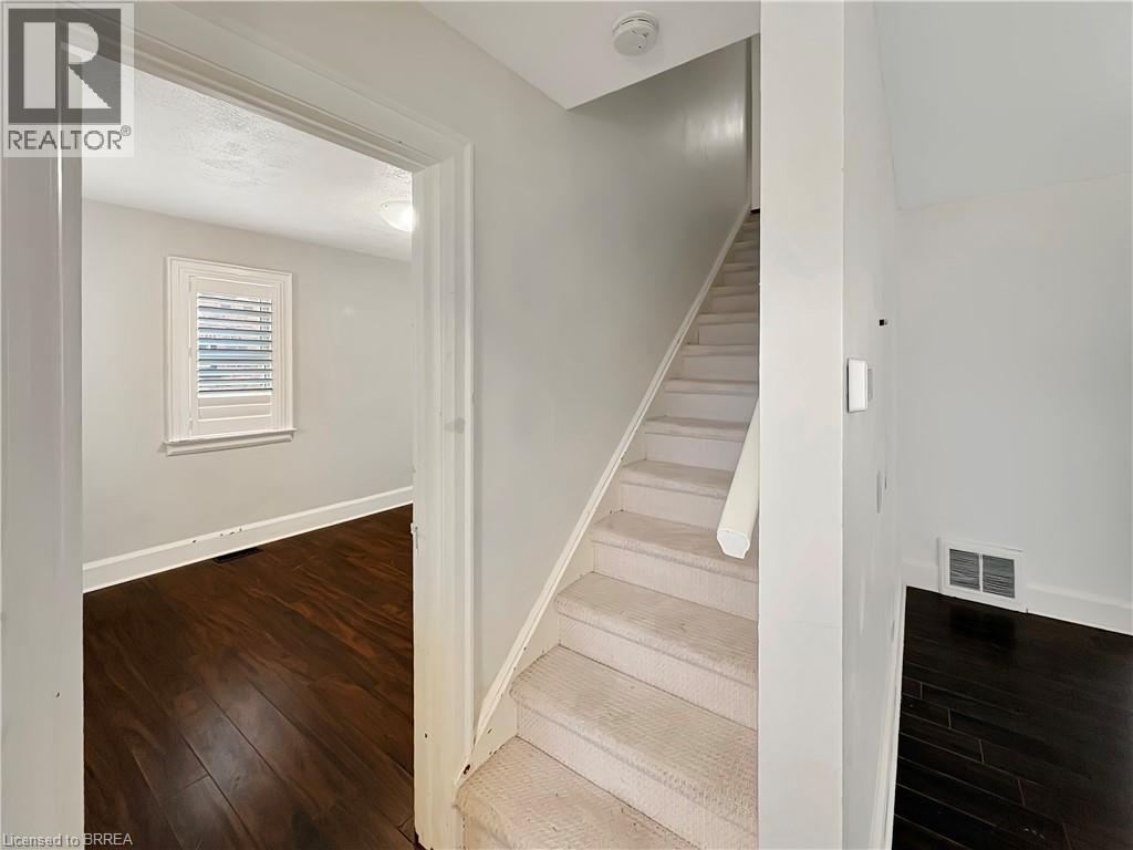 266 Grove Street, Simcoe, Ontario  N3Y 1K9 - Photo 11 - 40812489