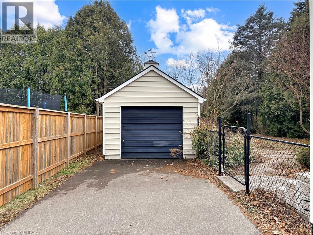 266 Grove Street, Simcoe, Ontario  N3Y 1K9 - Photo 3 - 40812489