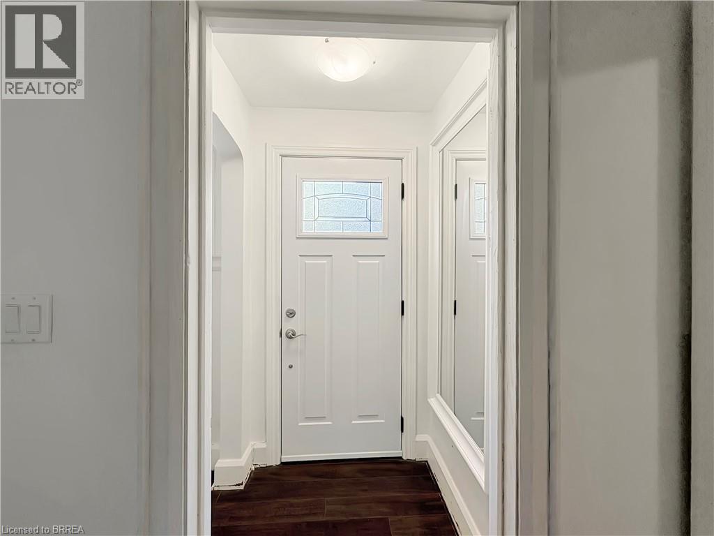 266 Grove Street, Simcoe, Ontario  N3Y 1K9 - Photo 8 - 40812489