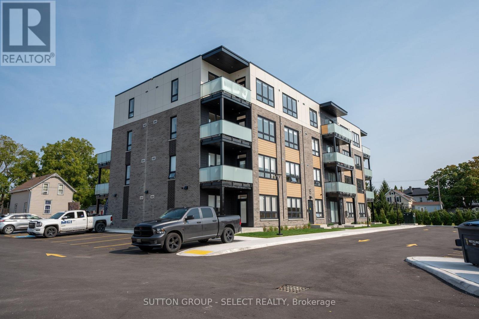 102 - 15 James Street, South Huron, Ontario  N0M 1S6 - Photo 14 - X12536222