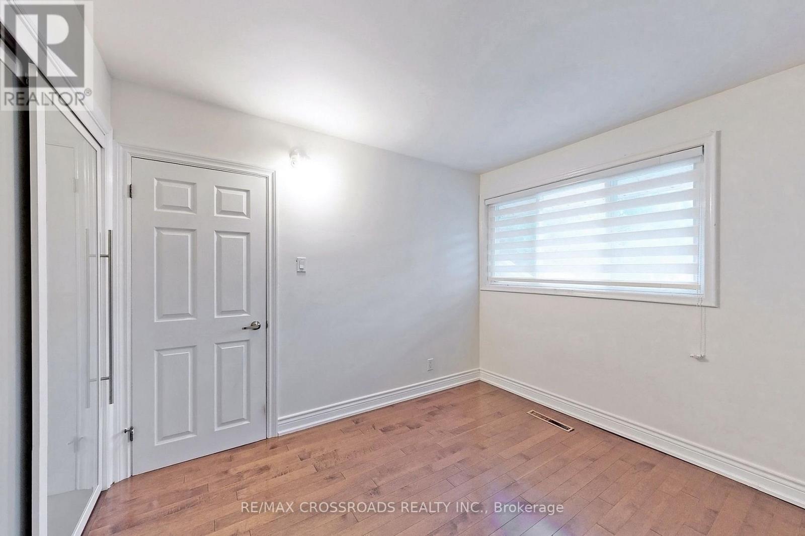 16 Sandalwood Place, Toronto, Ontario  M3B 1L6 - Photo 12 - C12895934