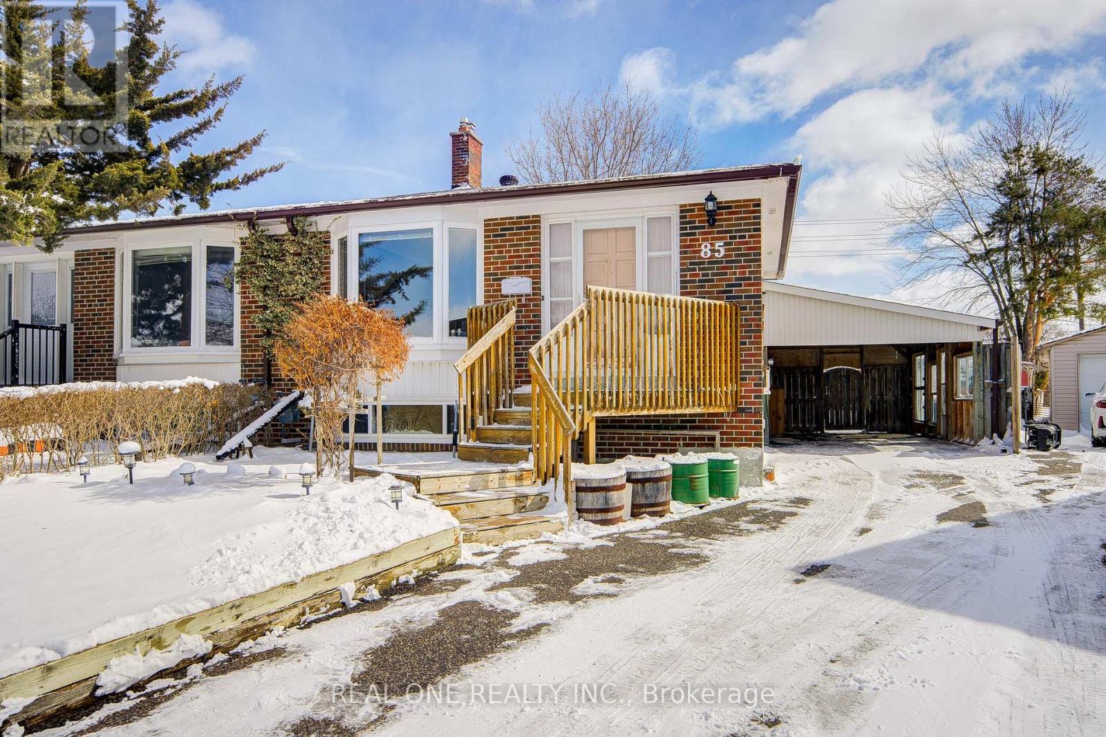 85 CLYDESDALE DRIVE, Toronto, Ontario