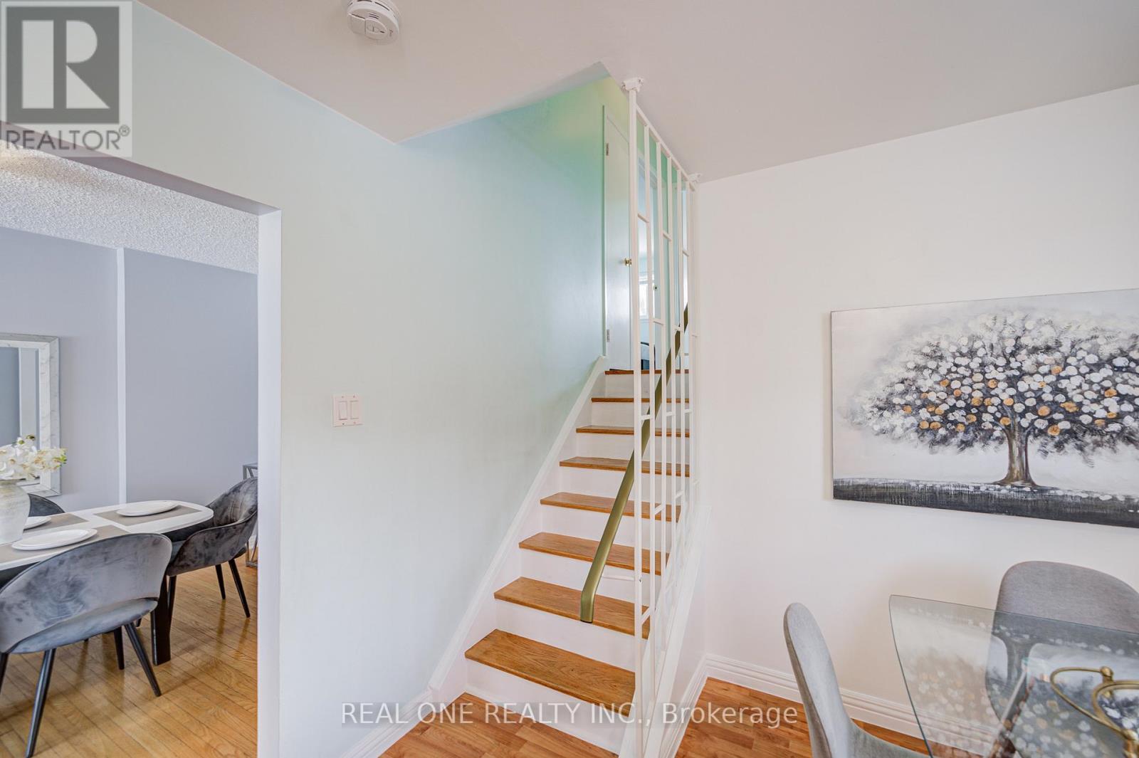 85 Clydesdale Drive, Toronto, Ontario  M2J 3N3 - Photo 19 - C12895992