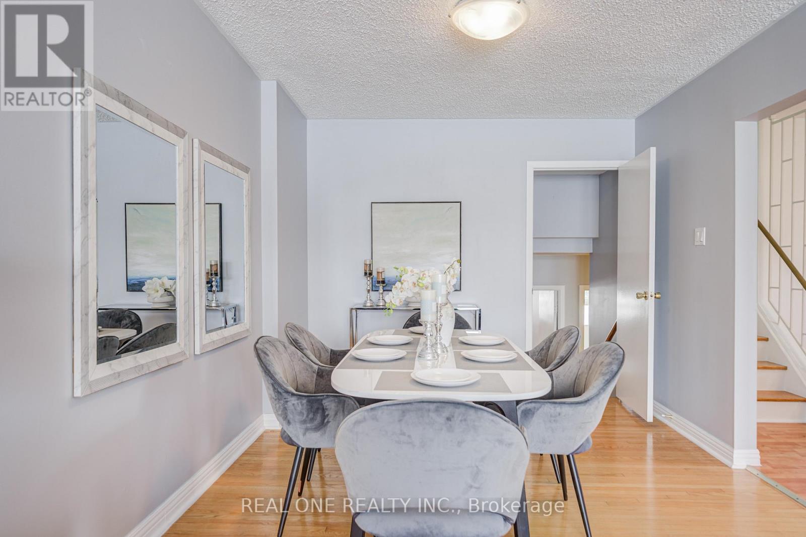 85 Clydesdale Drive, Toronto, Ontario  M2J 3N3 - Photo 8 - C12895992