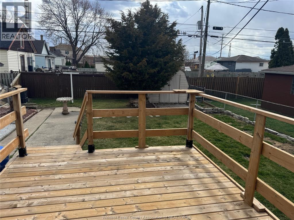 431 Foch Avenue, Windsor, Ontario  N8X 2W2 - Photo 27 - 26005647