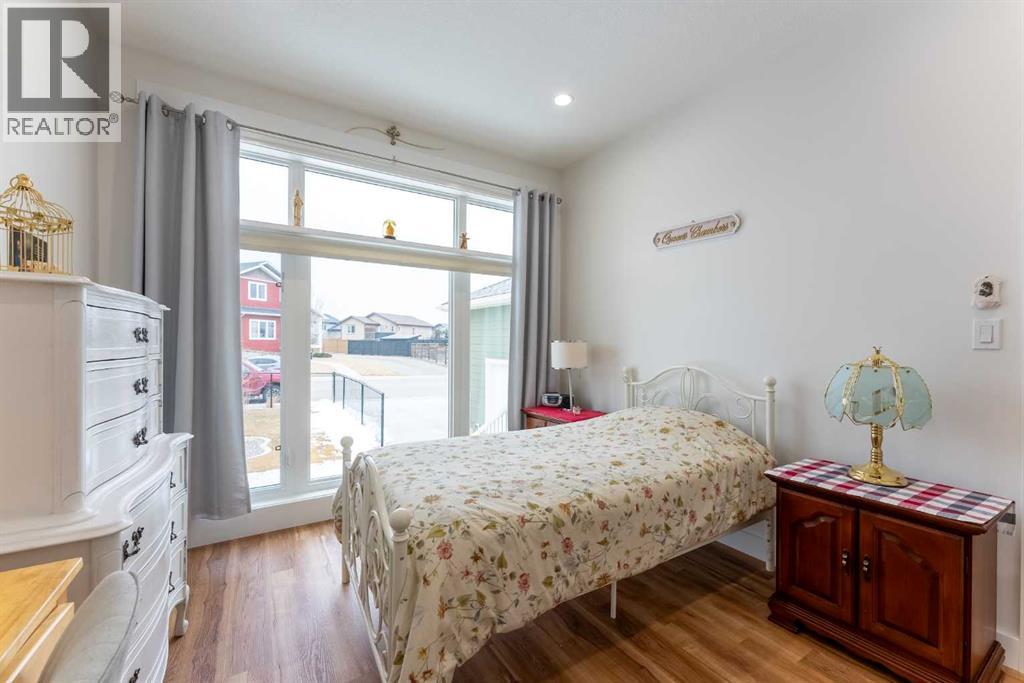 202 Lake Drive, Coalhurst, Alberta  T0L 0V0 - Photo 7 - A2293296