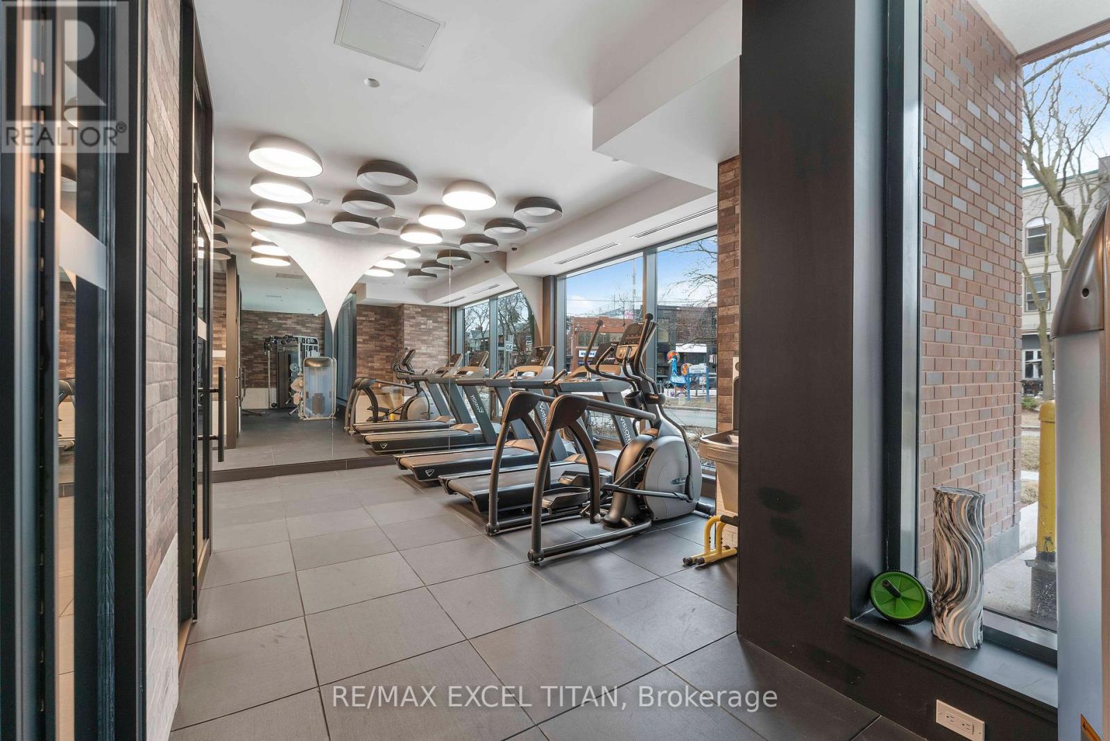 703 - 5 Lakeview Avenue, Toronto, Ontario  M6J 0H3 - Photo 37 - C12895656