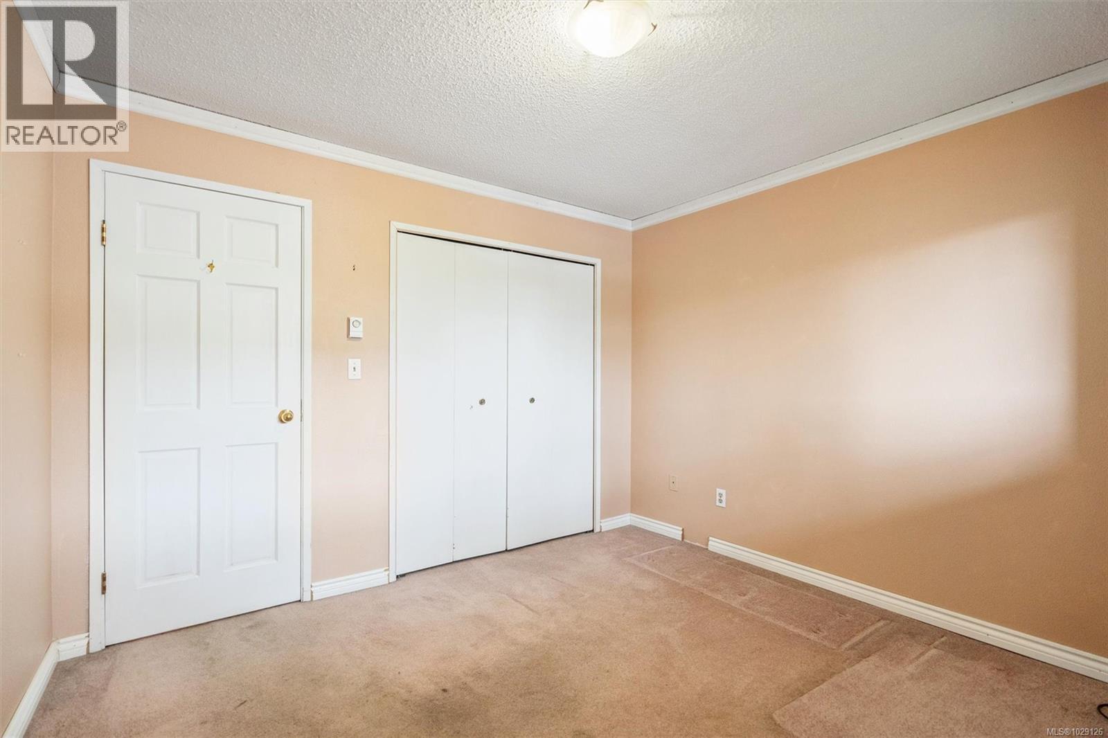 202 3255 Glasgow Ave, Saanich, British Columbia  V8X 4S4 - Photo 19 - 1029126