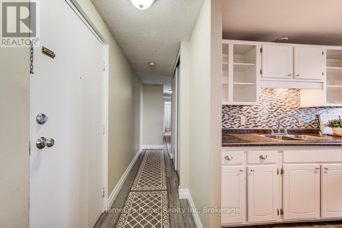 303 - 4 Avalon Place, Kitchener, Ontario  N2M 4N6 - Photo 18 - X12895958