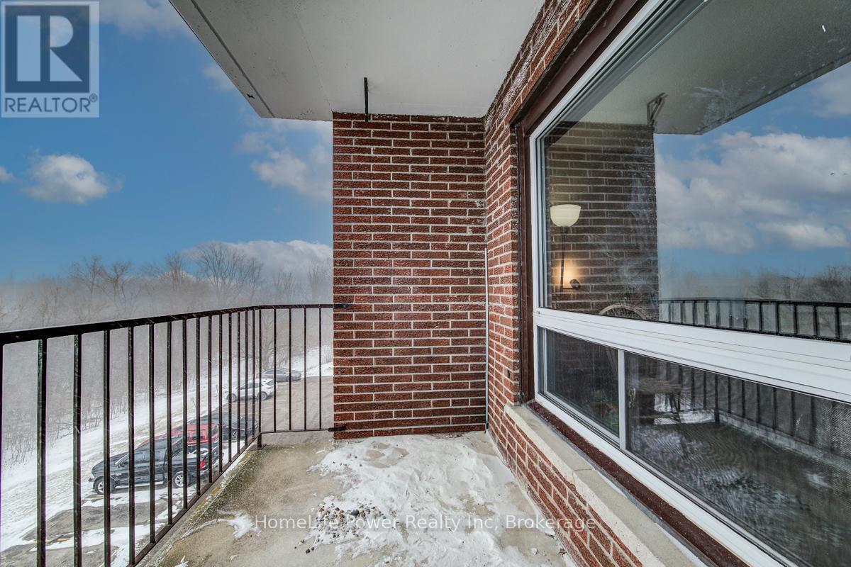 303 - 4 Avalon Place, Kitchener, Ontario  N2M 4N6 - Photo 25 - X12895958