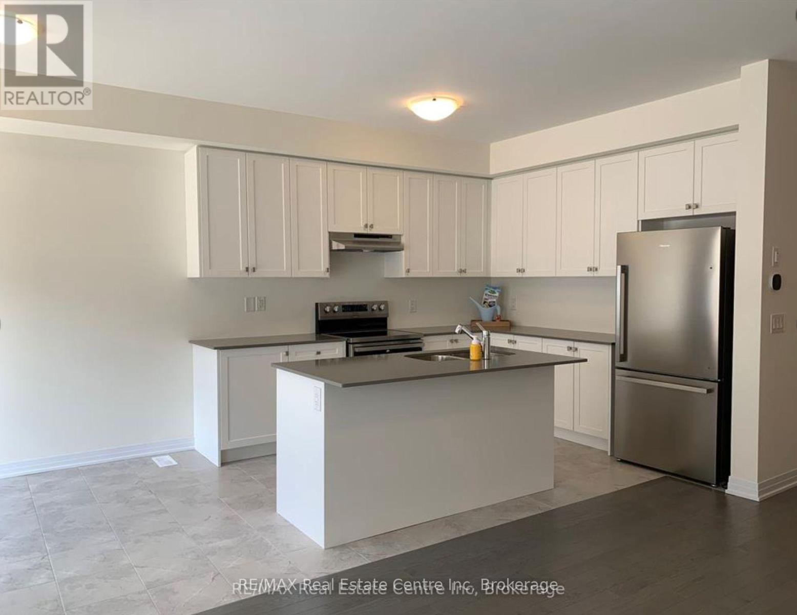 426 Adelaide Street, Wellington North, Ontario  N0B 1A0 - Photo 8 - X12895960