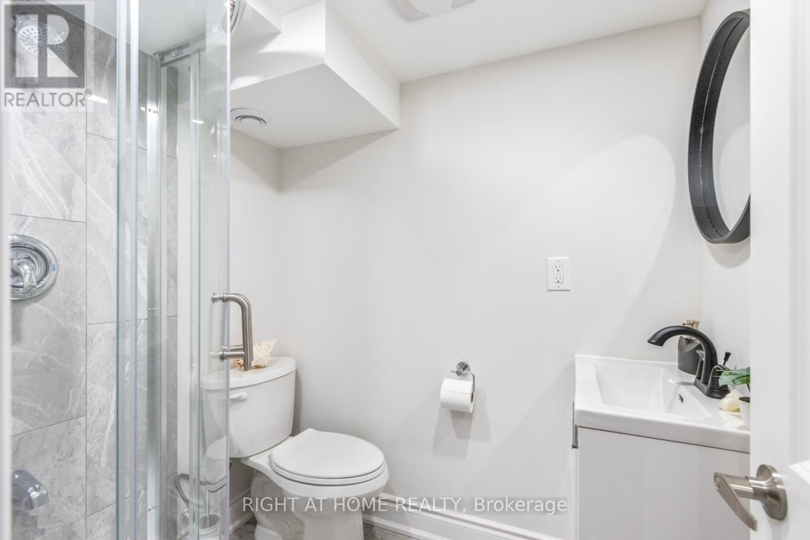 735 Srigley Street, Newmarket, Ontario  L3Y 1X6 - Photo 24 - N12895954