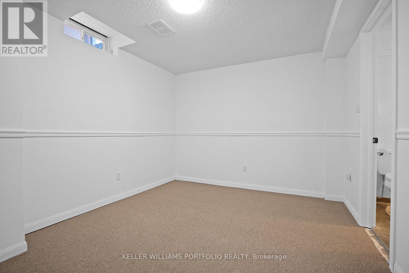 605 Skinner Avenue, Newmarket, Ontario  L3X 2A9 - Photo 36 - N12896008