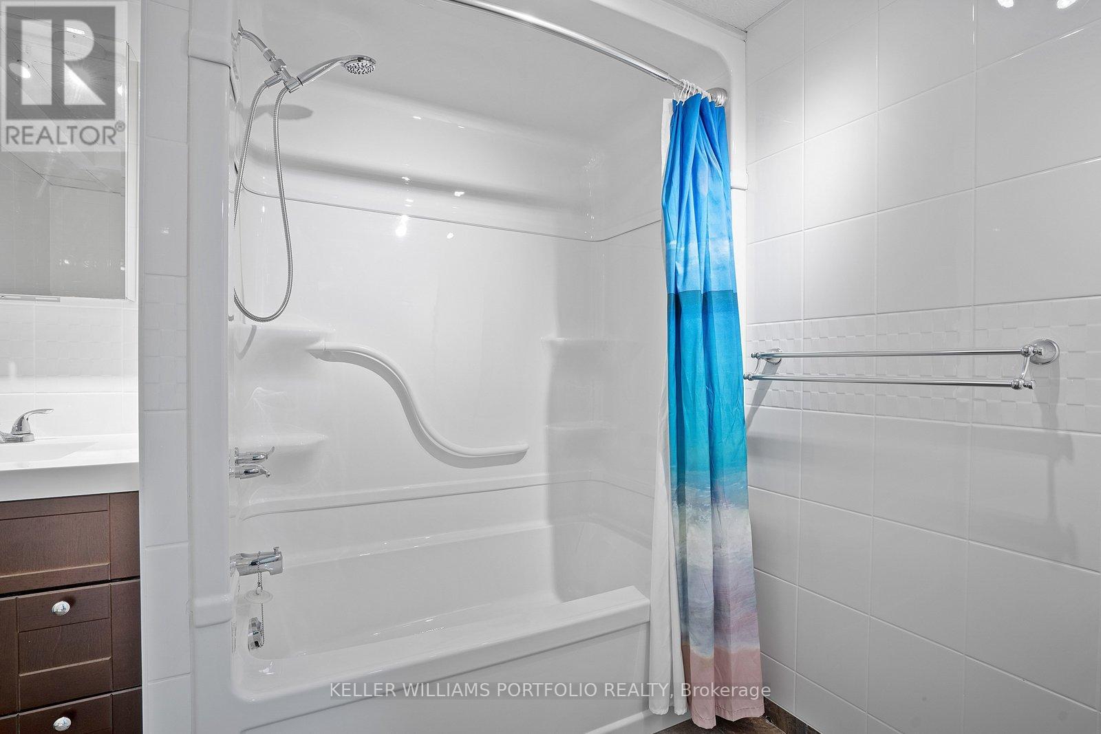 605 Skinner Avenue, Newmarket, Ontario  L3X 2A9 - Photo 39 - N12896008