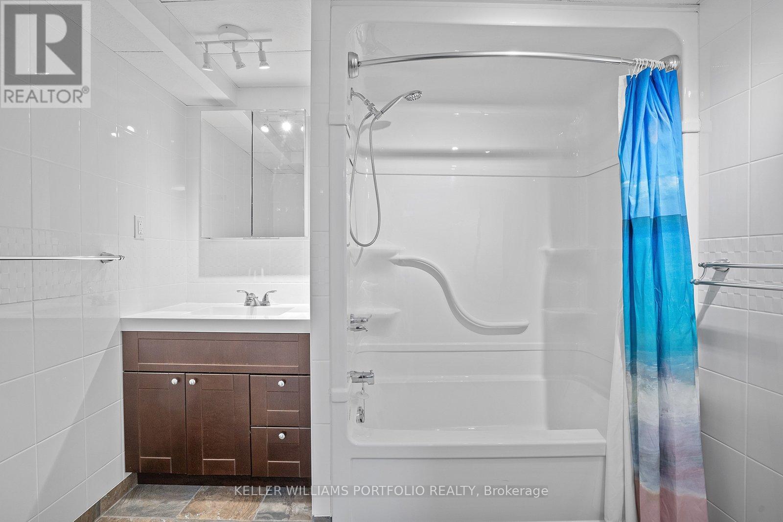 605 Skinner Avenue, Newmarket, Ontario  L3X 2A9 - Photo 40 - N12896008