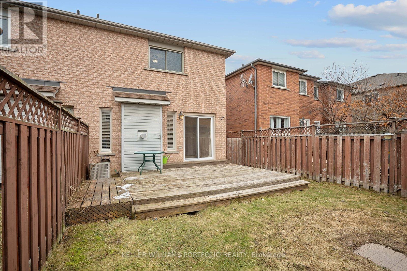 605 Skinner Avenue, Newmarket, Ontario  L3X 2A9 - Photo 44 - N12896008