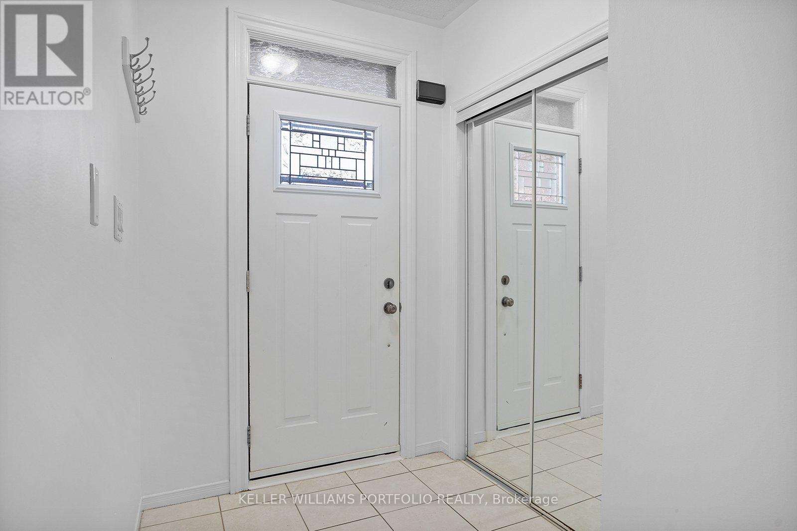 605 Skinner Avenue, Newmarket, Ontario  L3X 2A9 - Photo 6 - N12896008