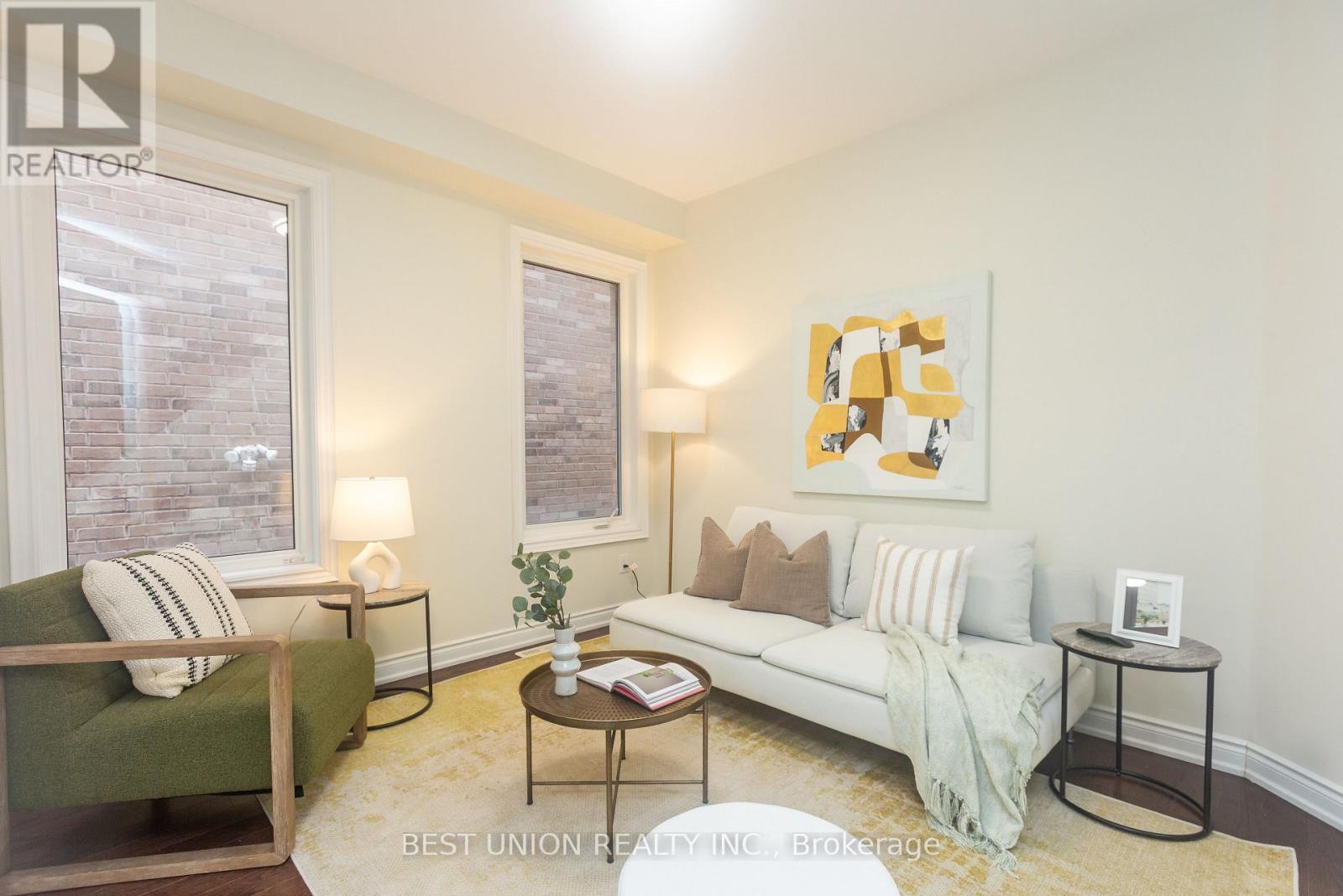 31 Bernbridge Road E, Markham, Ontario  L6B 0S3 - Photo 4 - N12896016