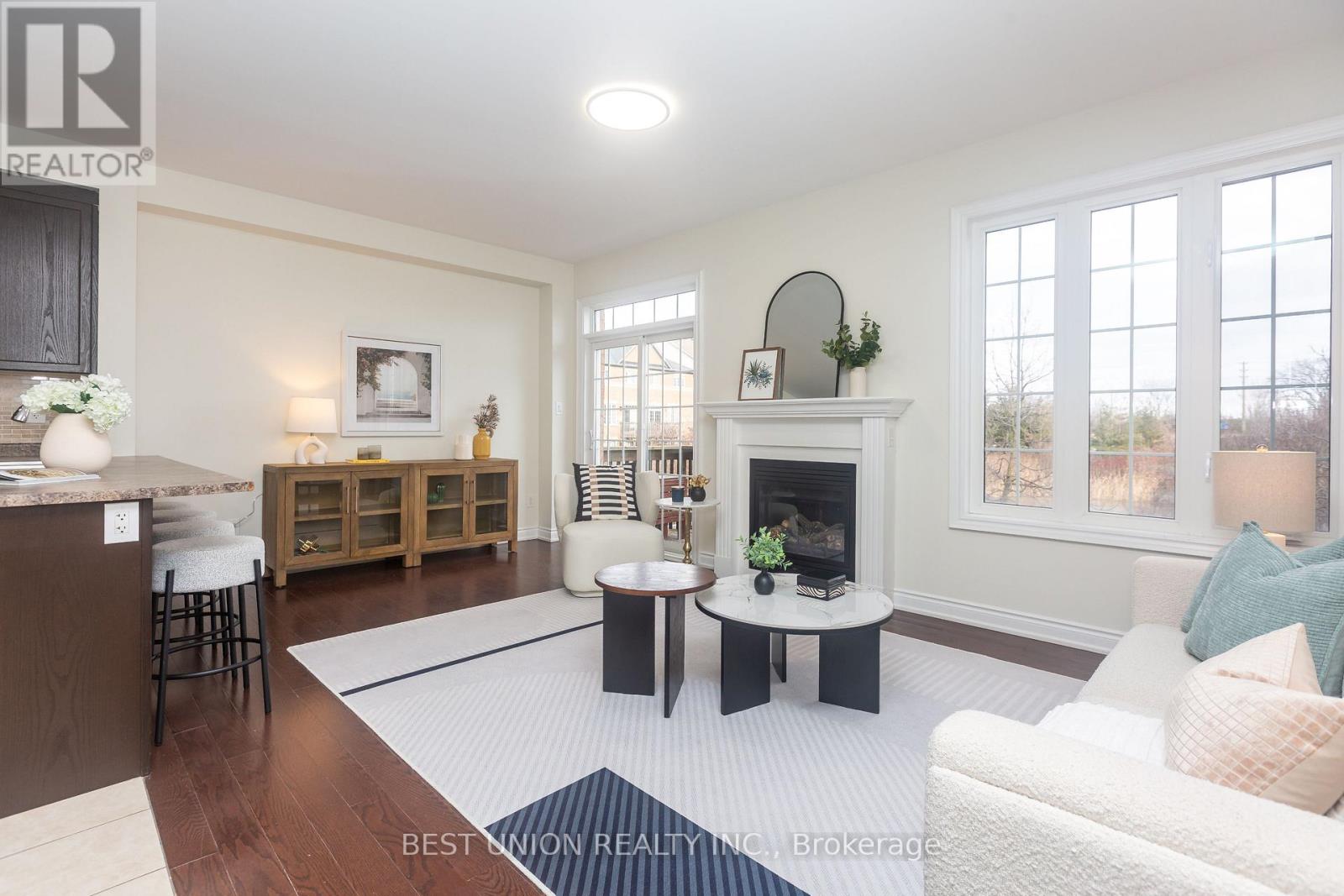 31 Bernbridge Road E, Markham, Ontario  L6B 0S3 - Photo 6 - N12896016