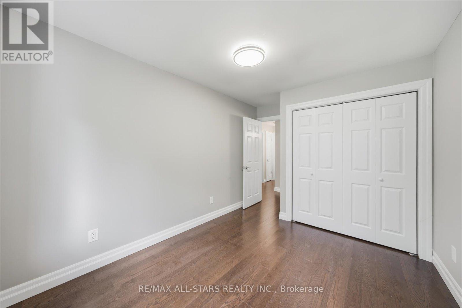 40 Algonquin Forest Drive, East Gwillimbury, Ontario  L9N 0C6 - Photo 19 - N12895858