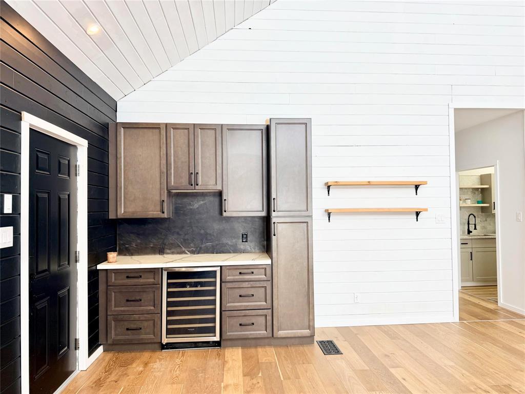 188 N Road, Swan River, Manitoba  R0L 0C0 - Photo 17 - 202522991