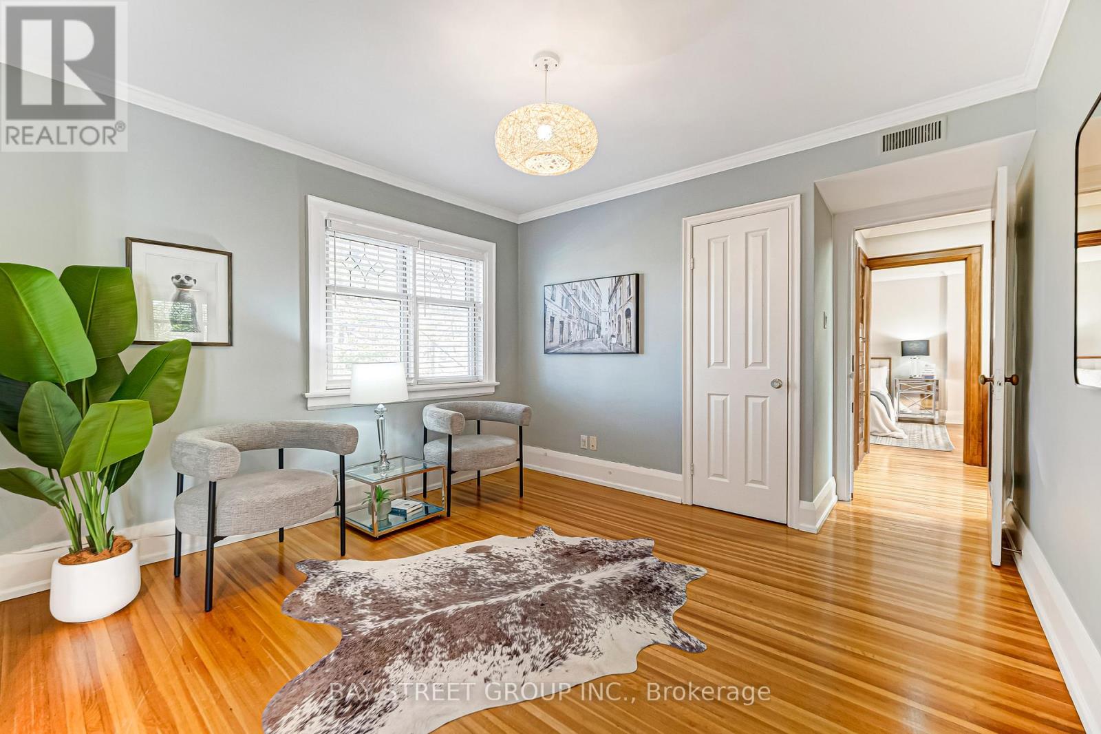 136 Humbercrest Boulevard, Toronto, Ontario  M6S 4L3 - Photo 25 - W12895918