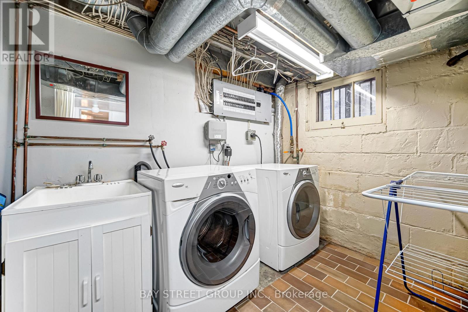 136 Humbercrest Boulevard, Toronto, Ontario  M6S 4L3 - Photo 36 - W12895918