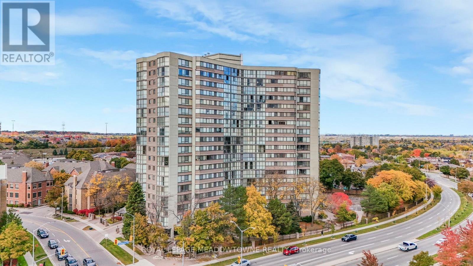 204 - 4235 SHERWOODTOWNE BOULEVARD E, Mississauga, Ontario