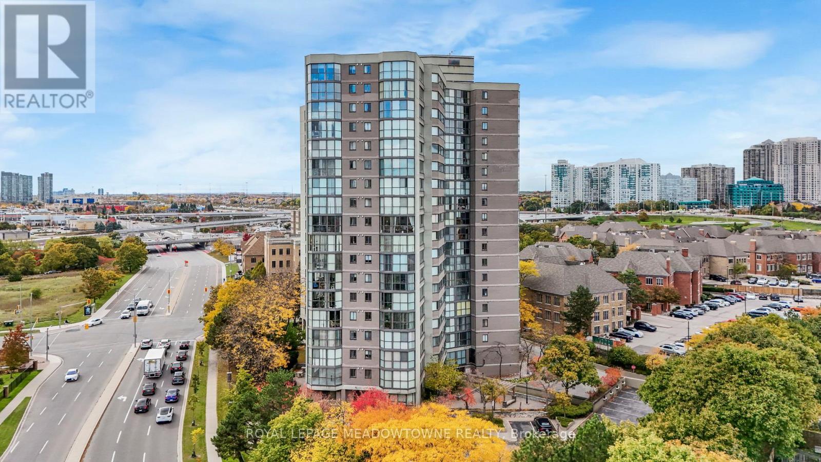 204 - 4235 Sherwoodtowne Boulevard E, Mississauga, Ontario  L4Z 1W3 - Photo 3 - W12895922