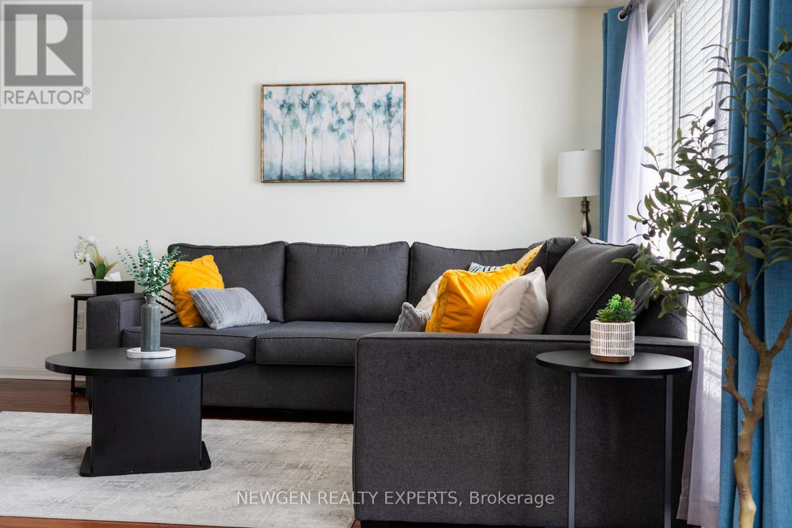 648 Edwards Avenue, Milton, Ontario  L9T 6B2 - Photo 11 - W12895926