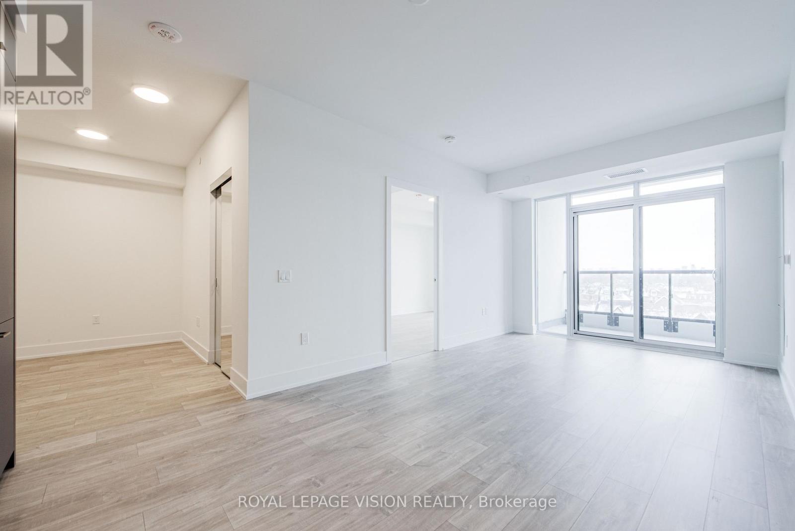 435 - 858 Dupont Street, Toronto, Ontario  M6G 0C1 - Photo 8 - W12895964