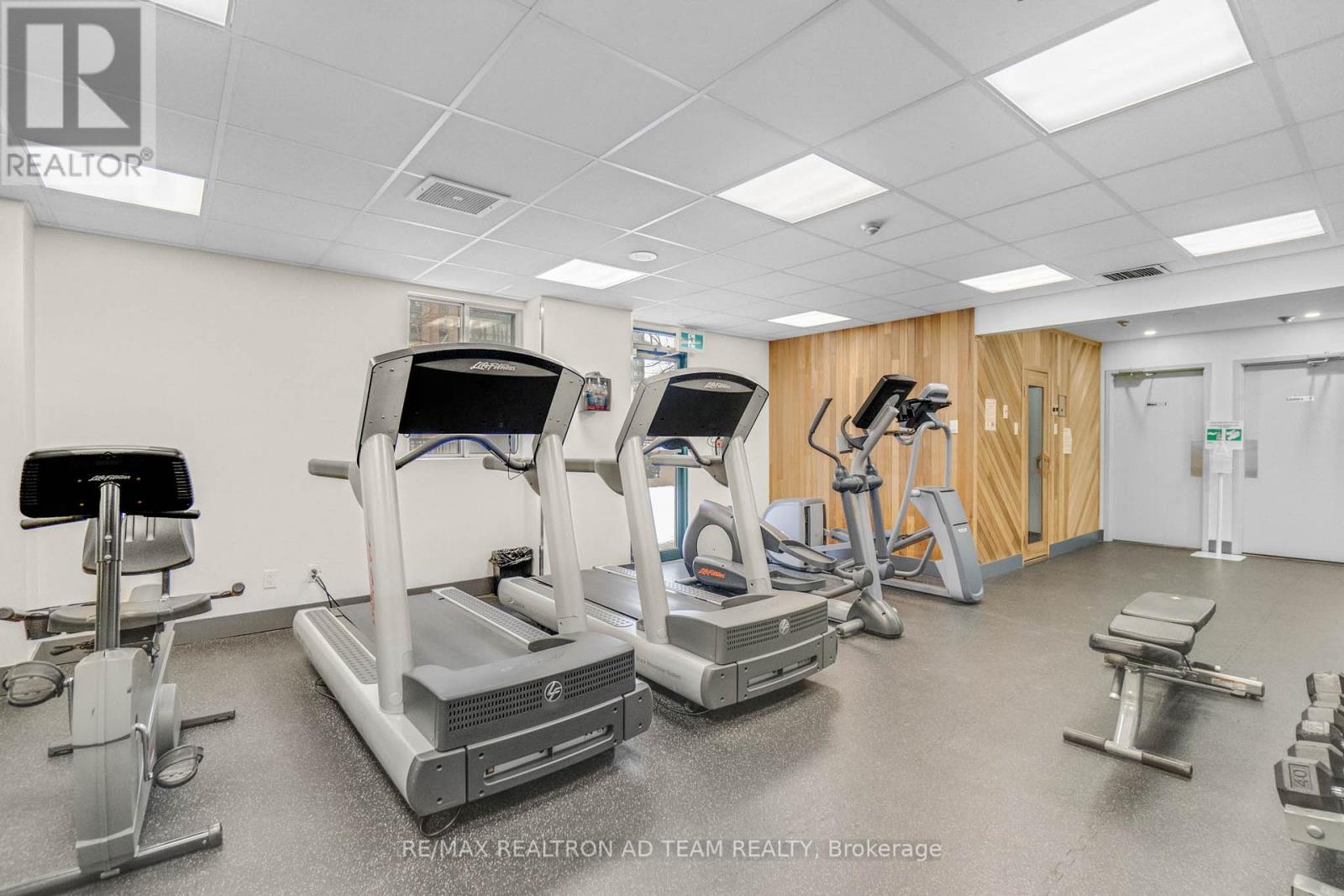 110 - 115 Hillcrest Avenue, Mississauga, Ontario  L5B 3Y9 - Photo 34 - W12895986