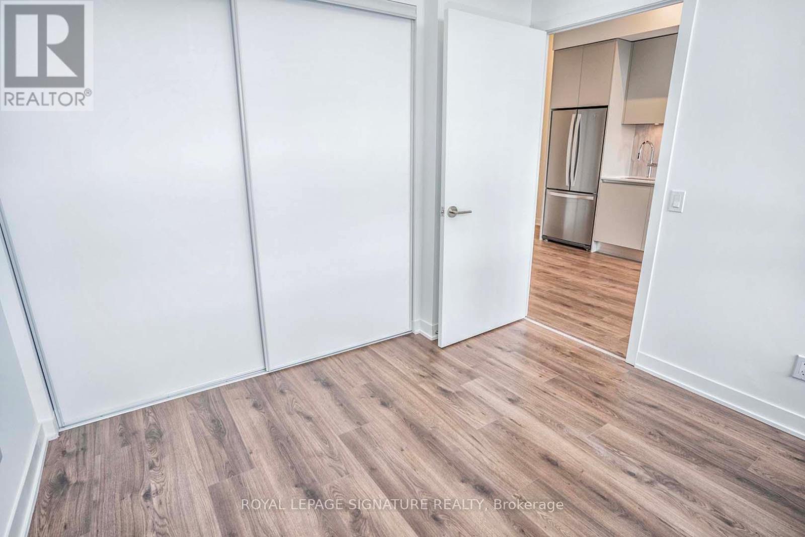 206 - 405 Dundas Street W, Oakville, Ontario  L6M 5P9 - Photo 18 - W12895996