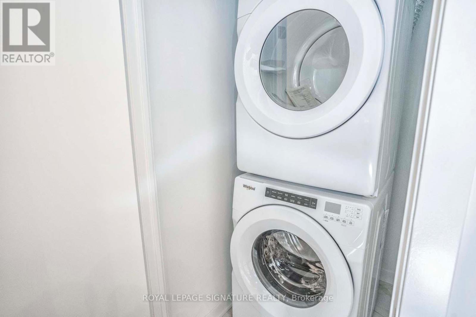 206 - 405 Dundas Street W, Oakville, Ontario  L6M 5P9 - Photo 22 - W12895996