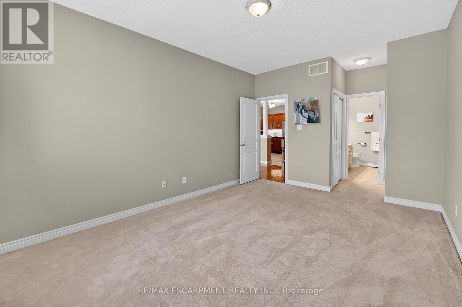 26 Conrad Place, Grimsby, Ontario  L3M 5S5 - Photo 12 - X12895914