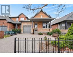 26 CONRAD PLACE, Grimsby, Ontario