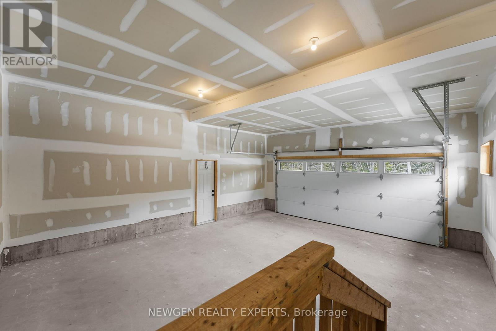 1007 Kingsridge Court, Lake Of Bays, Ontario  P1H 0K1 - Photo 45 - X12895950