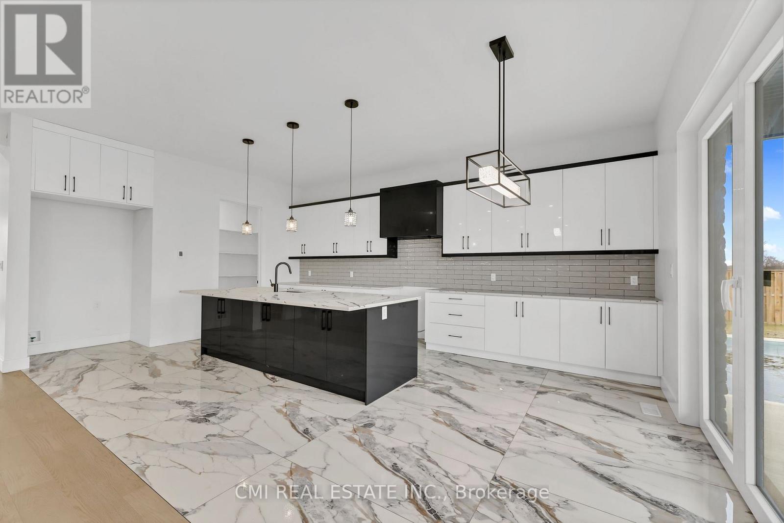 1 James Street, Strathroy-Caradoc, Ontario  N0L 1T0 - Photo 15 - X12895970