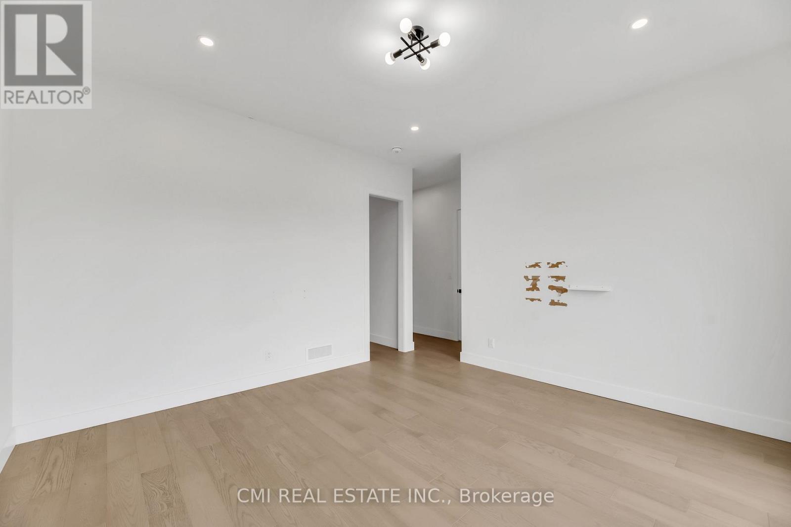 1 James Street, Strathroy-Caradoc, Ontario  N0L 1T0 - Photo 39 - X12895970