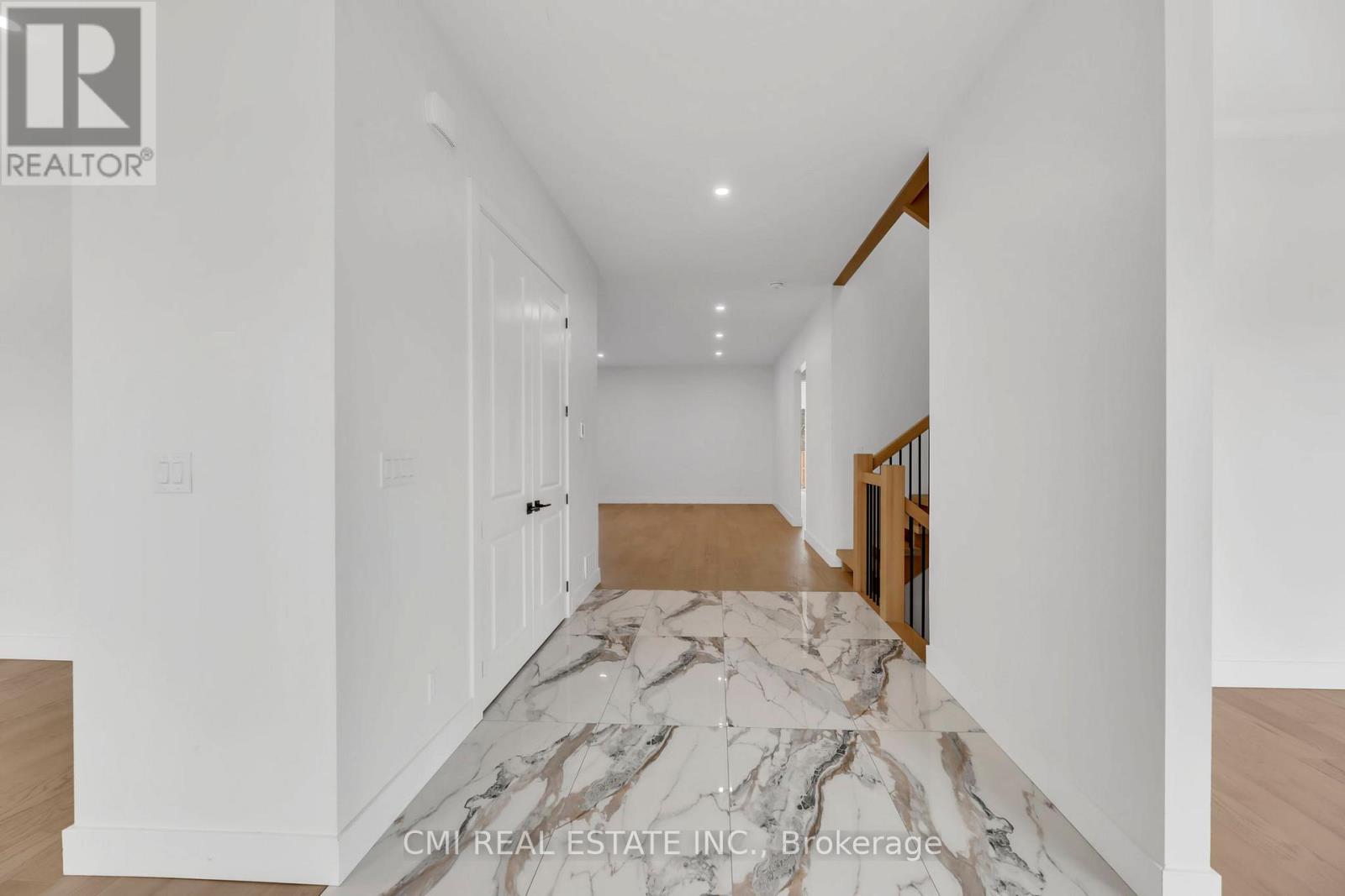 1 James Street, Strathroy-Caradoc, Ontario  N0L 1T0 - Photo 4 - X12895970