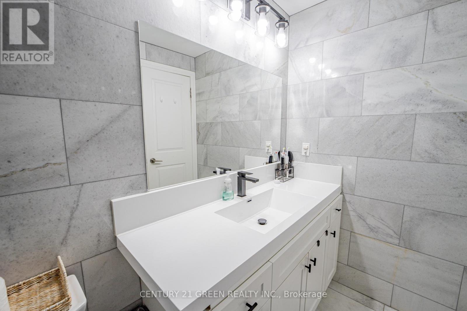 5 - 3071 Cawthra Road, Mississauga (Applewood), Ontario  L5A 2X4 - Photo 45 - W12895932