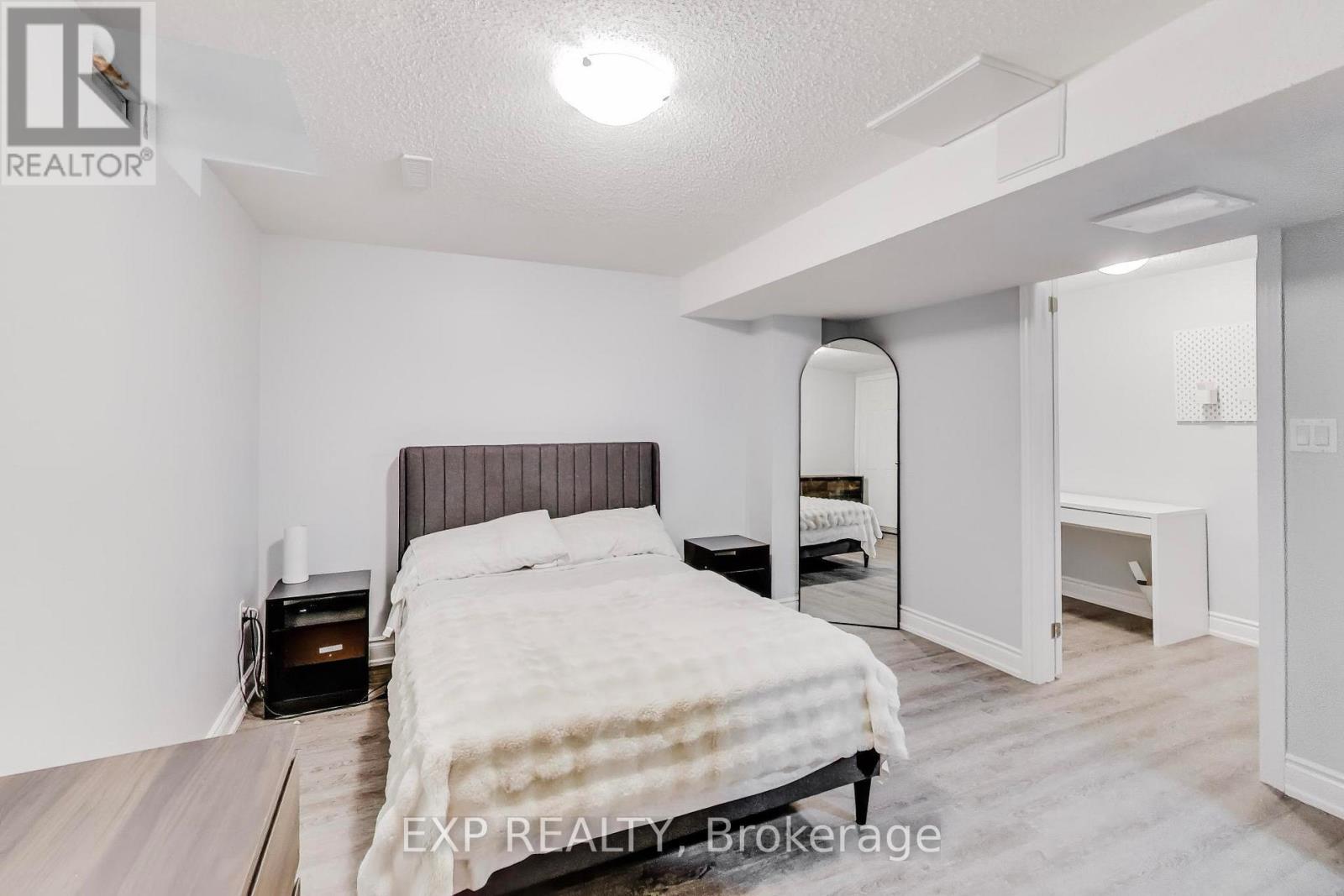 83 Wickstead Court, Brampton (Sandringham-Wellington), Ontario  L6R 1N8 - Photo 23 - W12895974