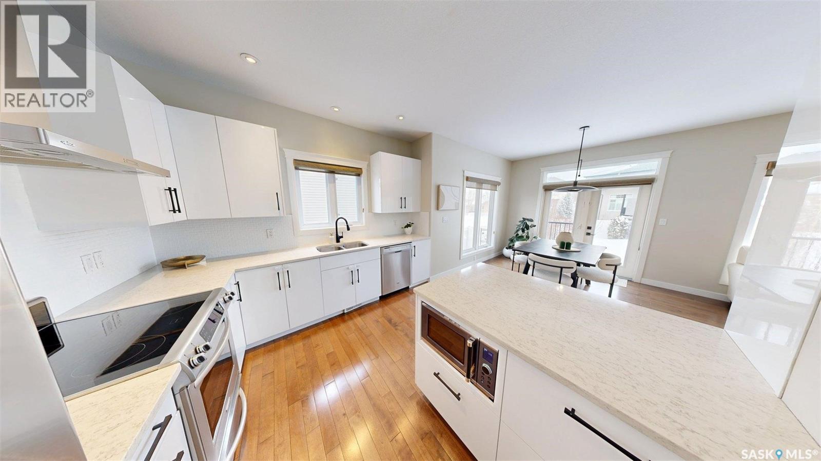 221 Brookview Drive, Regina, Saskatchewan  S4Y 0B2 - Photo 14 - SK030556