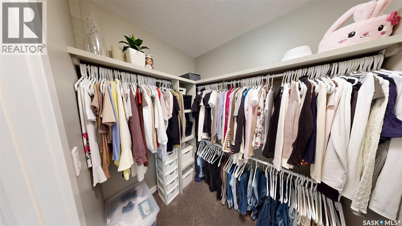 221 Brookview Drive, Regina, Saskatchewan  S4Y 0B2 - Photo 21 - SK030556