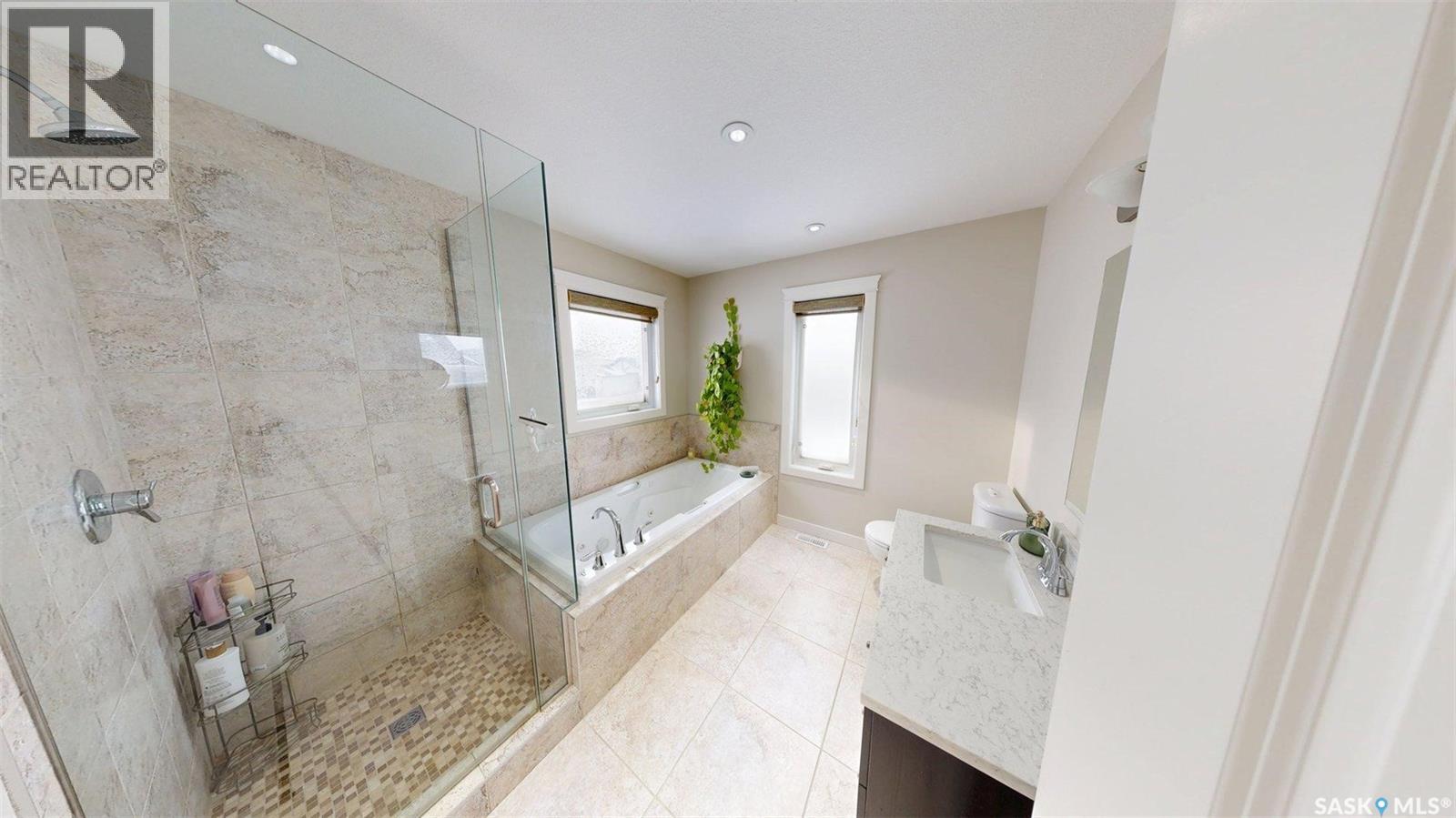 221 Brookview Drive, Regina, Saskatchewan  S4Y 0B2 - Photo 22 - SK030556