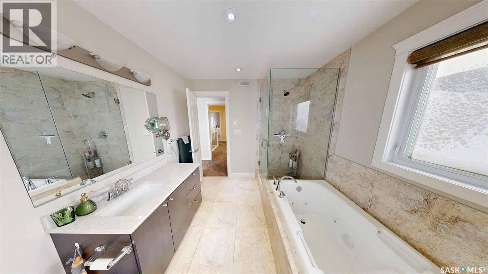 221 Brookview Drive, Regina, Saskatchewan  S4Y 0B2 - Photo 23 - SK030556