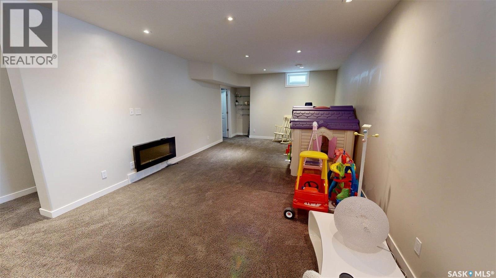 221 Brookview Drive, Regina, Saskatchewan  S4Y 0B2 - Photo 28 - SK030556