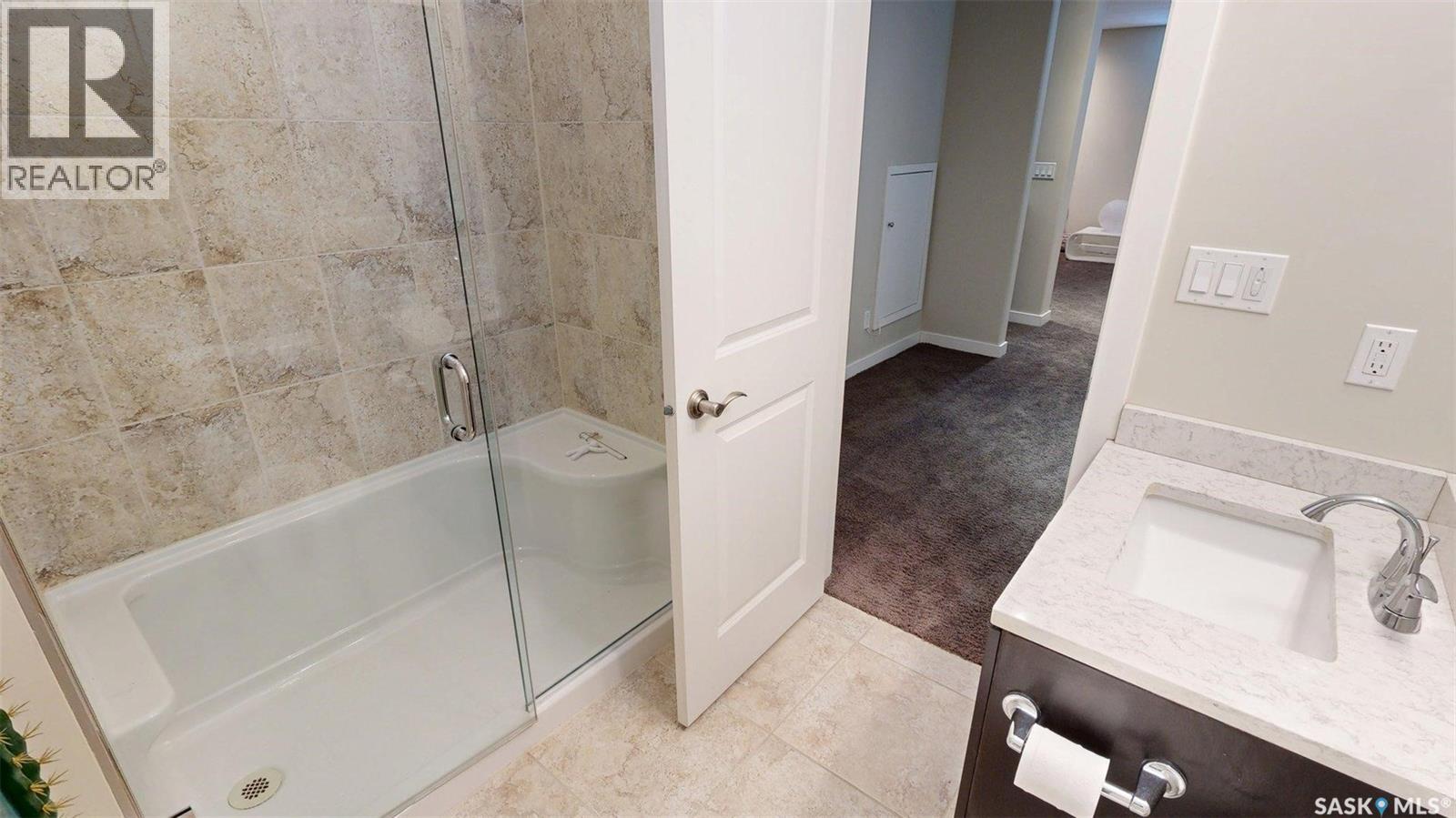 221 Brookview Drive, Regina, Saskatchewan  S4Y 0B2 - Photo 32 - SK030556