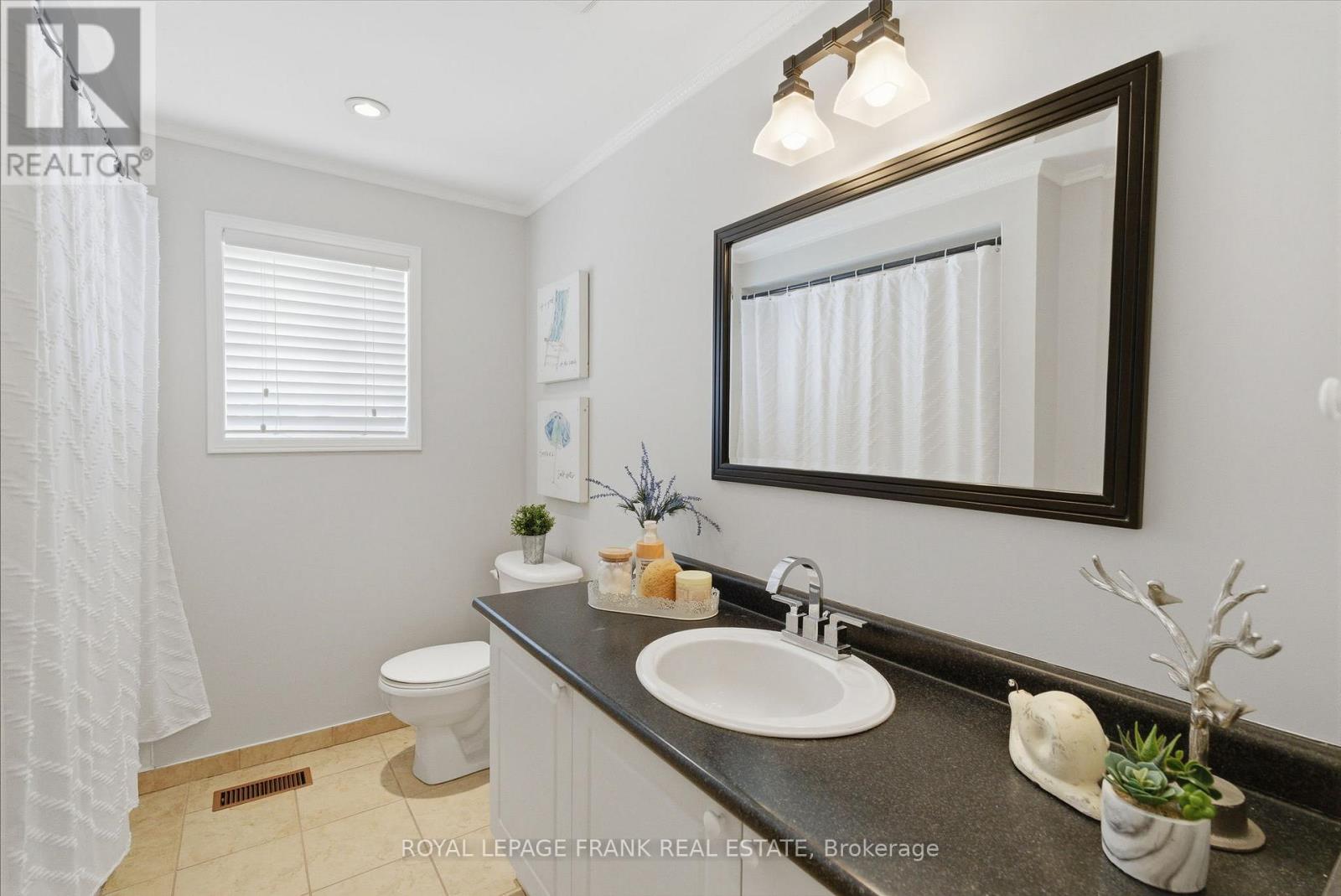 15 Maxwell Court, Clarington, Ontario  L1C 4X6 - Photo 24 - E12896094