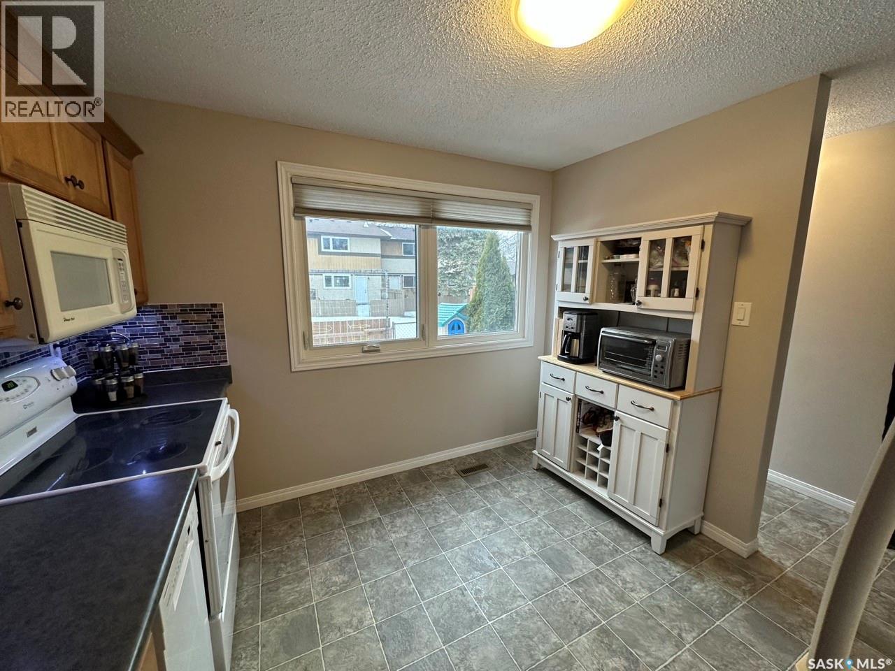 1358 Brown Street, Regina, Saskatchewan  S4N 5M3 - Photo 7 - SK030362